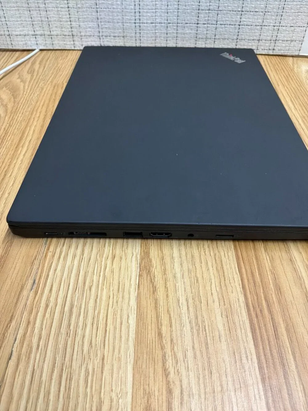 Lenovo ThinkPad T490 14